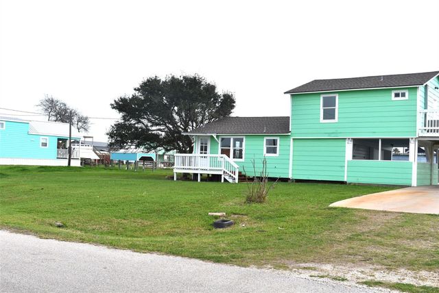 1769 County Road 201, Sargent, TX 77414