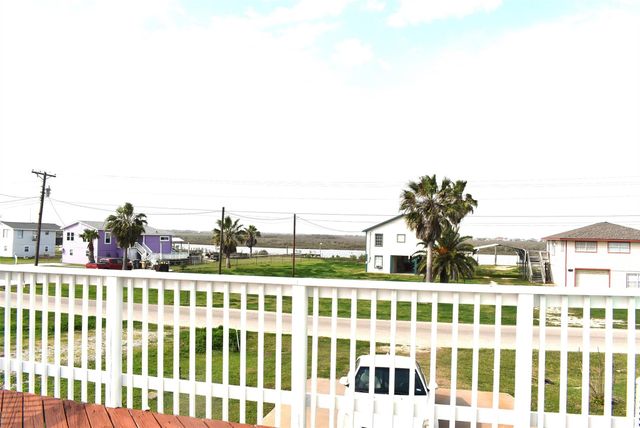 1769 County Road 201, Sargent, TX 77414