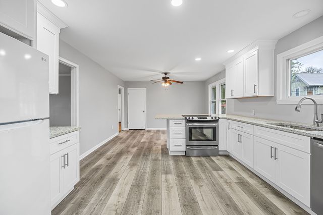 106 N Main St, Sparta, TN 38583
