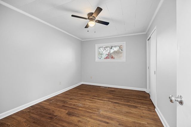 106 N Main St, Sparta, TN 38583