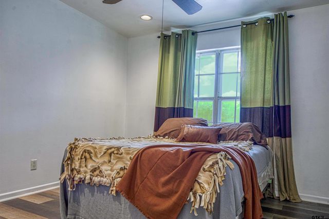 2101 Golden Rd, Tyler, TX 75701