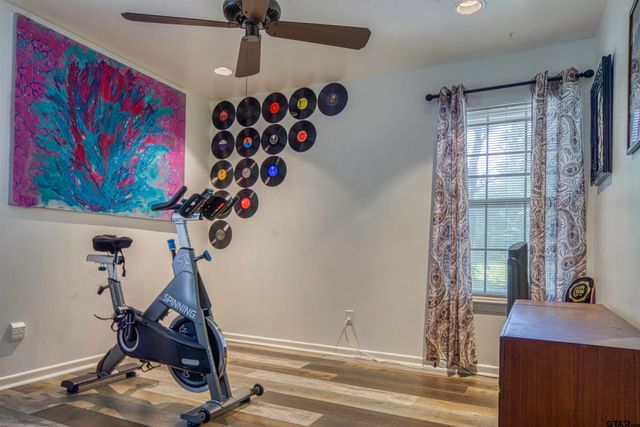 2101 Golden Rd, Tyler, TX 75701