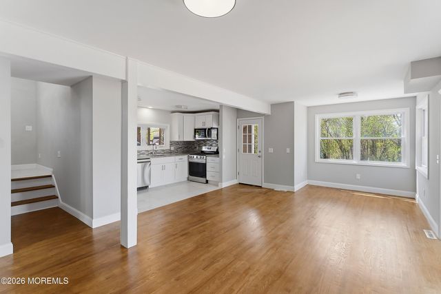 26 Hillview Terrace, Denville, NJ 07834