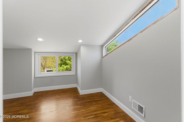 26 Hillview Terrace, Denville, NJ 07834