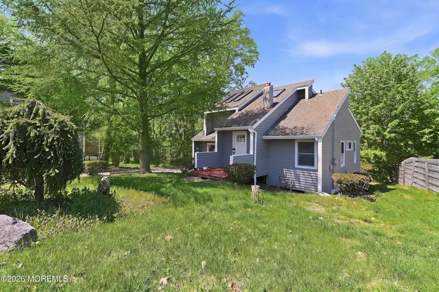 26 Hillview Terrace, Denville, NJ 07834