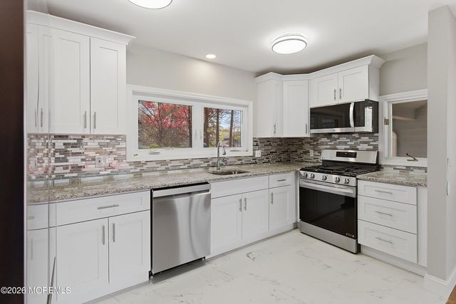26 Hillview Terrace, Denville, NJ 07834