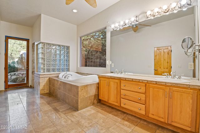 6570 N Placita De Tia Ro, Tucson, AZ 85750