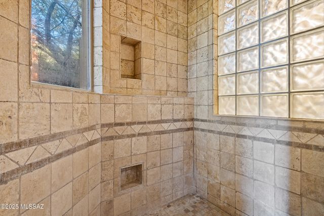 6570 N Placita De Tia Ro, Tucson, AZ 85750