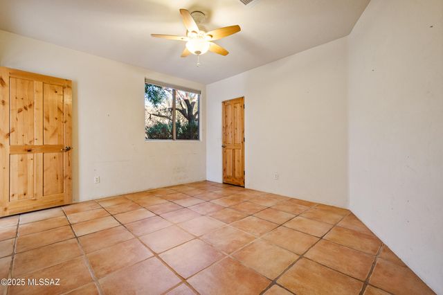 6570 N Placita De Tia Ro, Tucson, AZ 85750