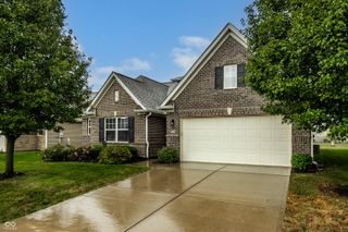 14104 Stoney Shore Avenue, Mccordsville, IN 46055