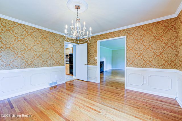 3520 Foxglove Ln, Louisville, KY 40241