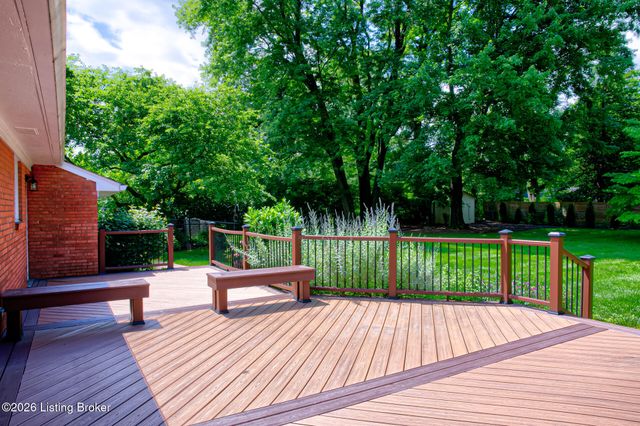 3520 Foxglove Ln, Louisville, KY 40241
