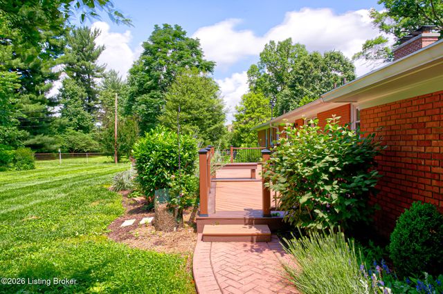 3520 Foxglove Ln, Louisville, KY 40241