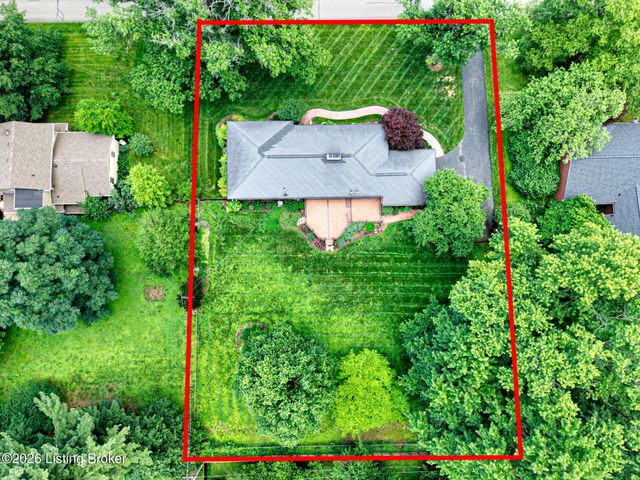 3520 Foxglove Ln, Louisville, KY 40241