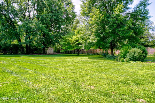 3520 Foxglove Ln, Louisville, KY 40241