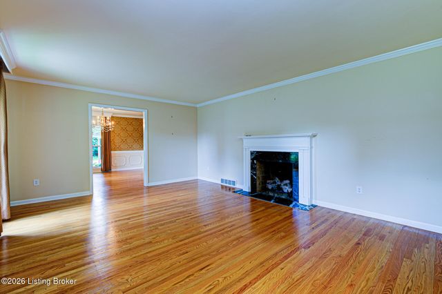 3520 Foxglove Ln, Louisville, KY 40241