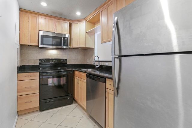 12 Pond 20, Arlington, MA 02474