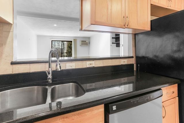 12 Pond 20, Arlington, MA 02474