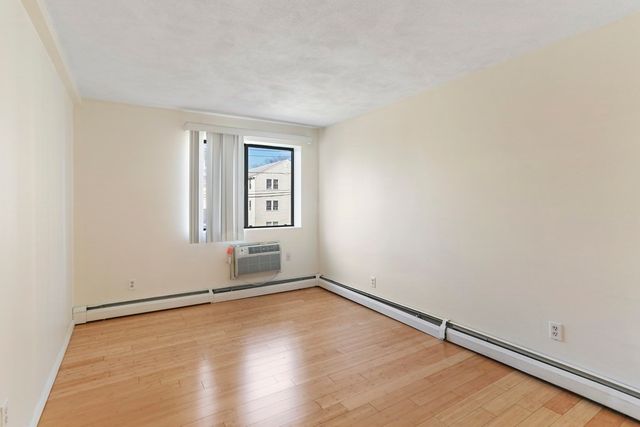 12 Pond 20, Arlington, MA 02474