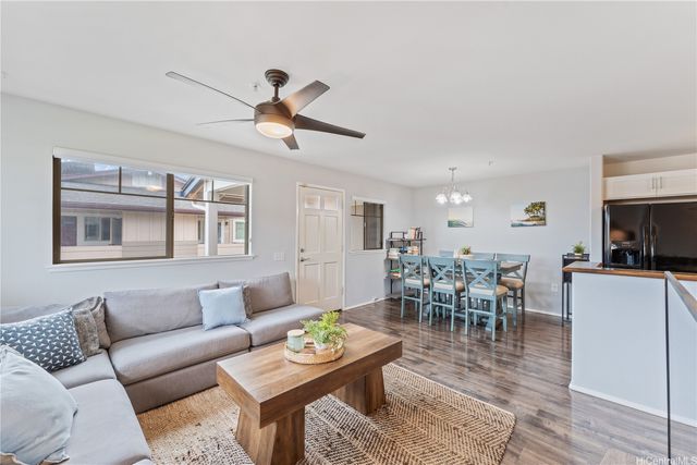 91-1015 Kamaaha Avenue 208, Kapolei, HI 96707