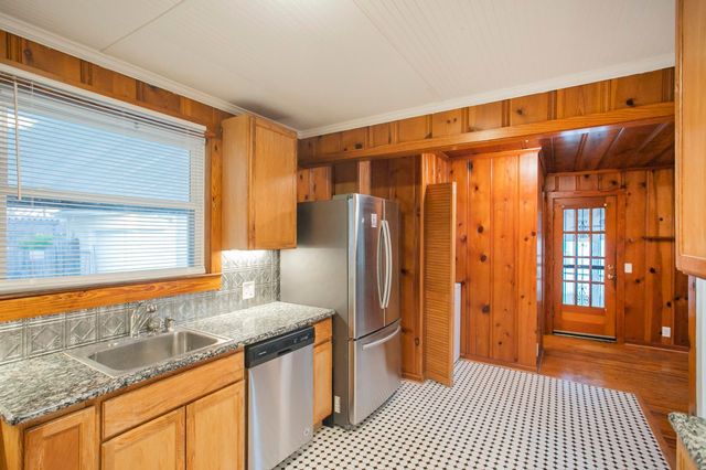 909 Clarke St, Old Hickory, TN 37138