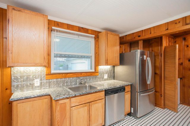 909 Clarke St, Old Hickory, TN 37138