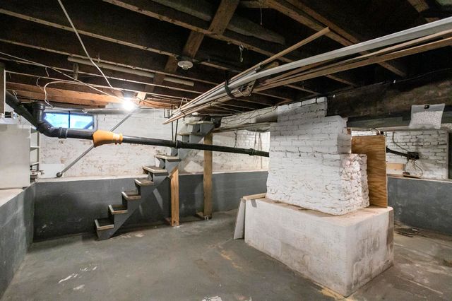 909 Clarke St, Old Hickory, TN 37138