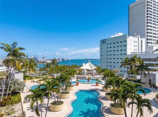 253 NE 2nd Street 424, Miami, FL 33132