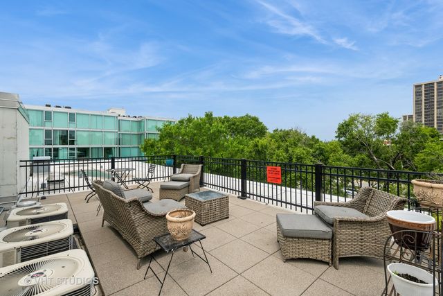 3120 S Indiana Avenue 206, Chicago, IL 60616
