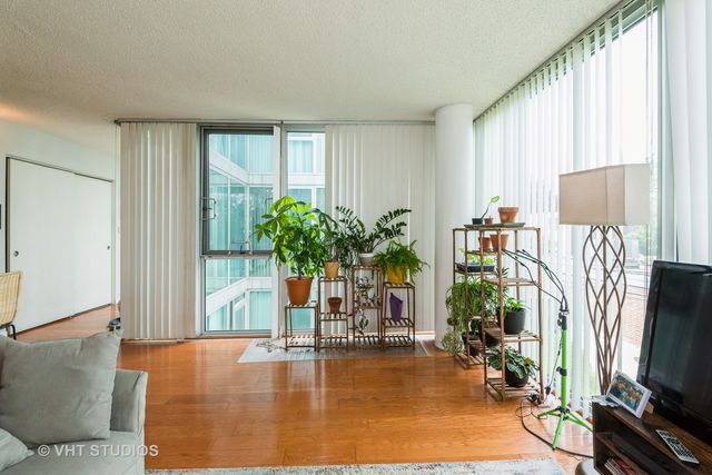 3120 S Indiana Avenue 206, Chicago, IL 60616
