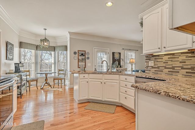 616 Kings Ridge Drive, Blountville, TN 37617