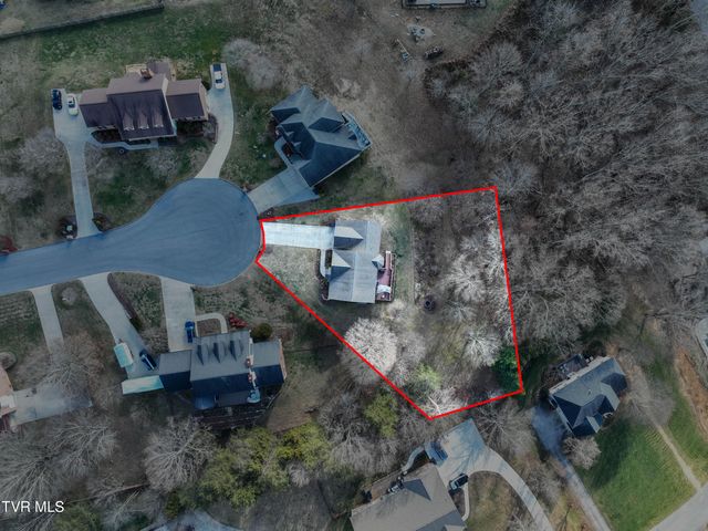 616 Kings Ridge Drive, Blountville, TN 37617