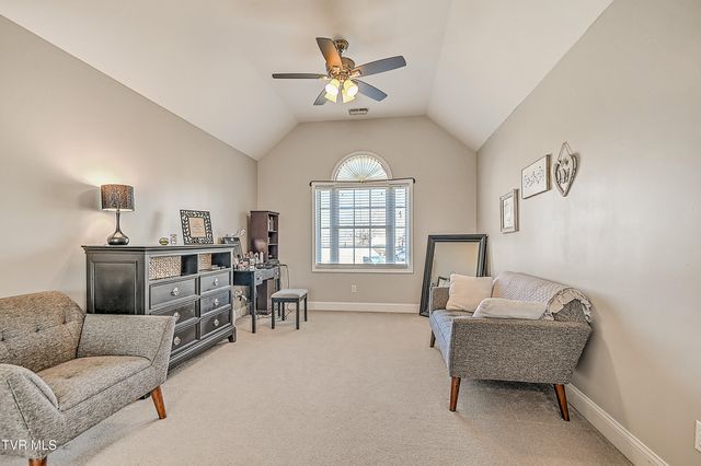 616 Kings Ridge Drive, Blountville, TN 37617