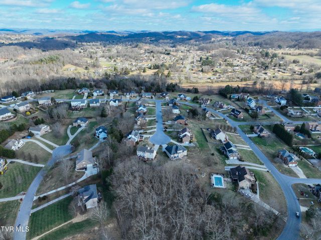616 Kings Ridge Drive, Blountville, TN 37617
