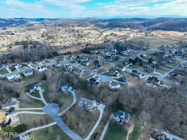 616 Kings Ridge Drive, Blountville, TN 37617