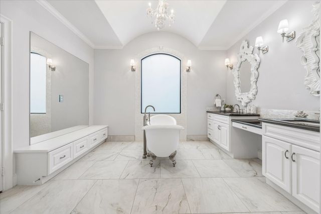 4022 Coleridge Street, West University Place, TX 77005