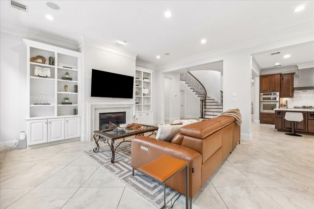 4022 Coleridge Street, West University Place, TX 77005