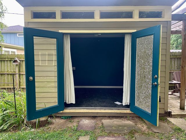 4840 Winthrop Avenue, Indianapolis, IN 46205
