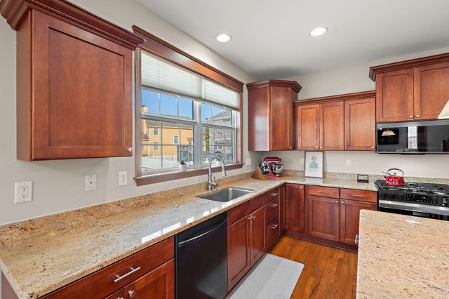 2605 Nottingham Drive, Valparaiso, IN 46383