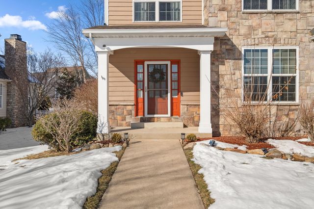 2605 Nottingham Drive, Valparaiso, IN 46383