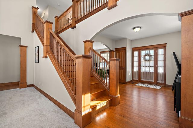 2605 Nottingham Drive, Valparaiso, IN 46383