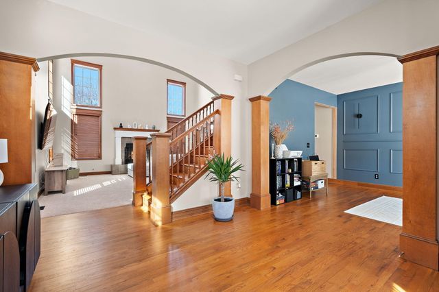 2605 Nottingham Drive, Valparaiso, IN 46383