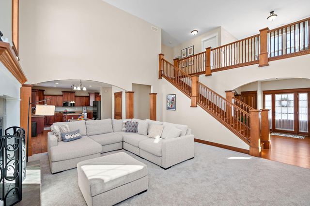 2605 Nottingham Drive, Valparaiso, IN 46383