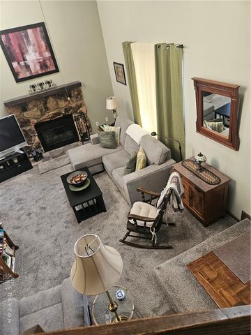 1060 Foxshire Place, Dayton, OH 45458