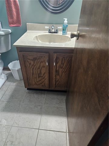 1060 Foxshire Place, Dayton, OH 45458