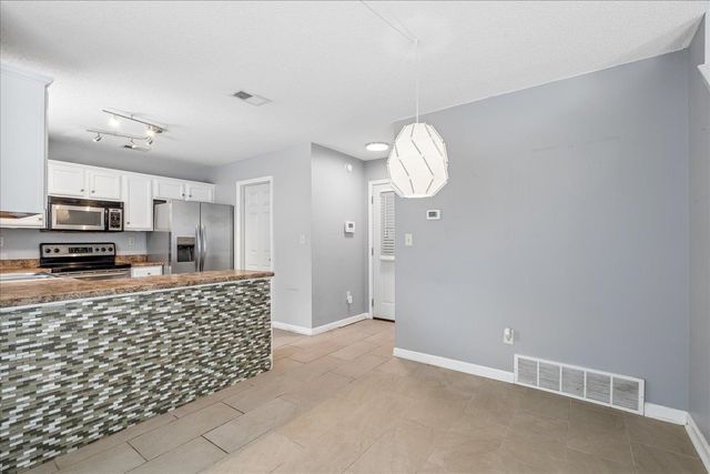 7033 S WYNNE RIDGE DR, Cordova, TN 38016