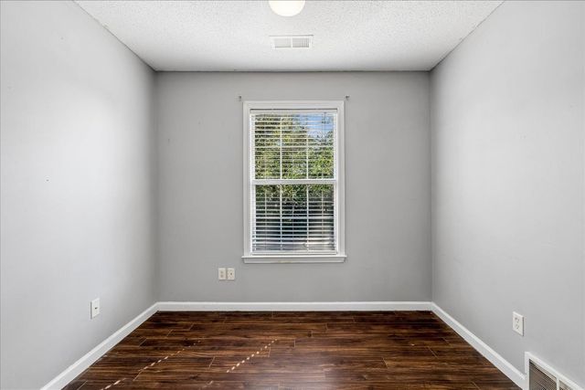 7033 S WYNNE RIDGE DR, Cordova, TN 38016
