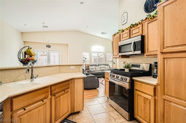 5536 Baccarat Avenue 101, Las Vegas, NV 89122