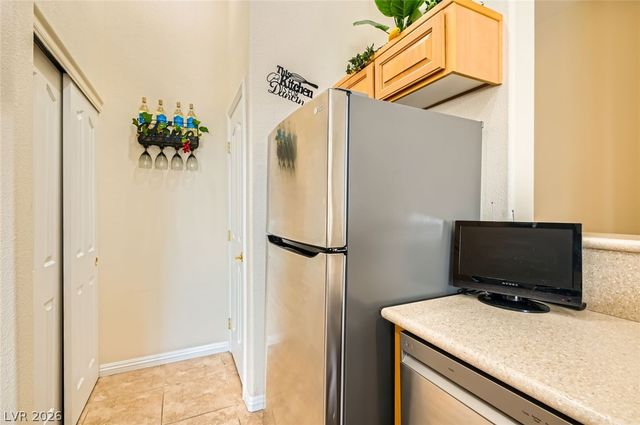 5536 Baccarat Avenue 101, Las Vegas, NV 89122