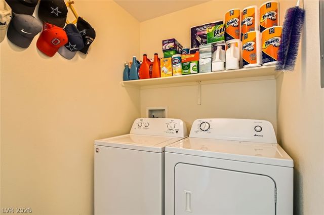 5536 Baccarat Avenue 101, Las Vegas, NV 89122